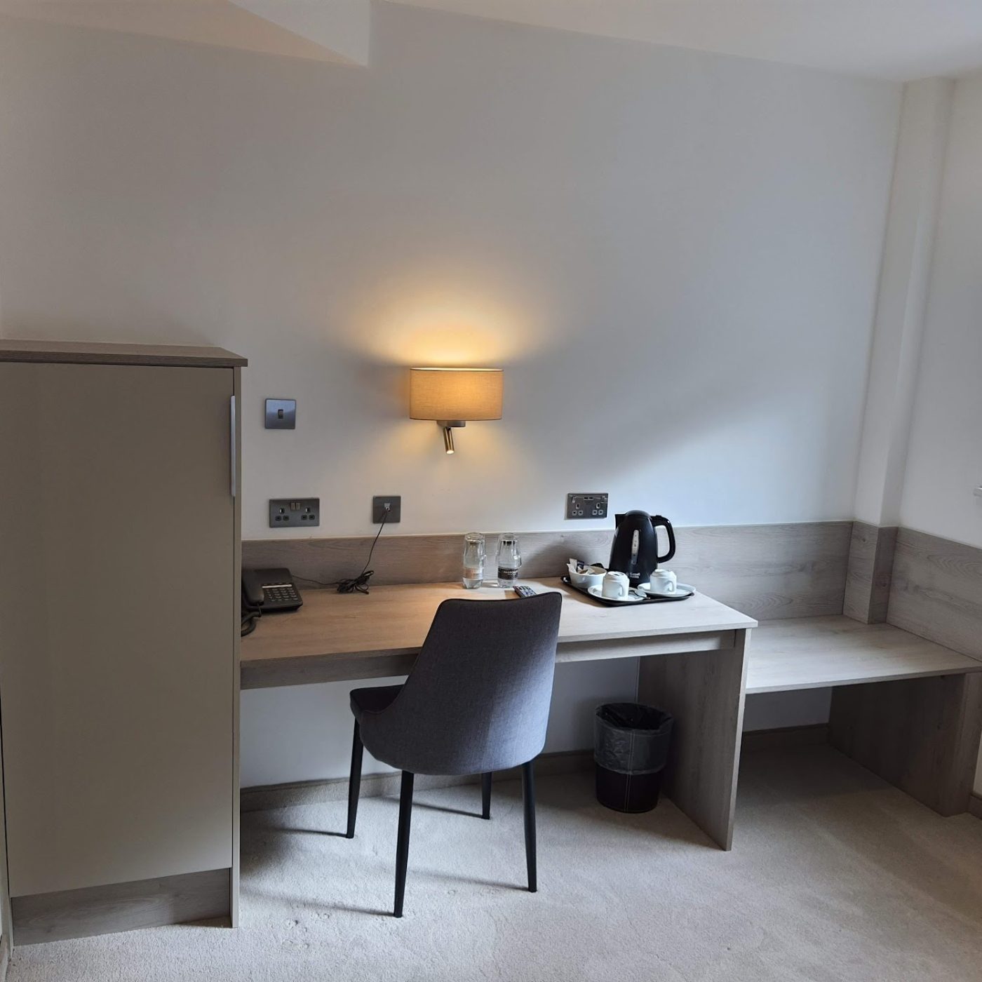 Remont desk